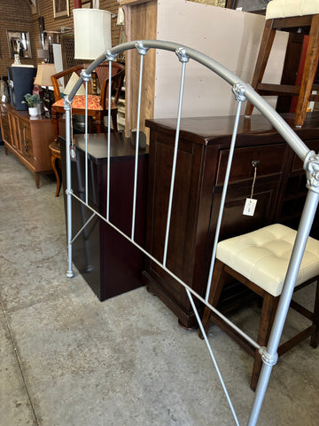 Wrought Iron Bed 168588.