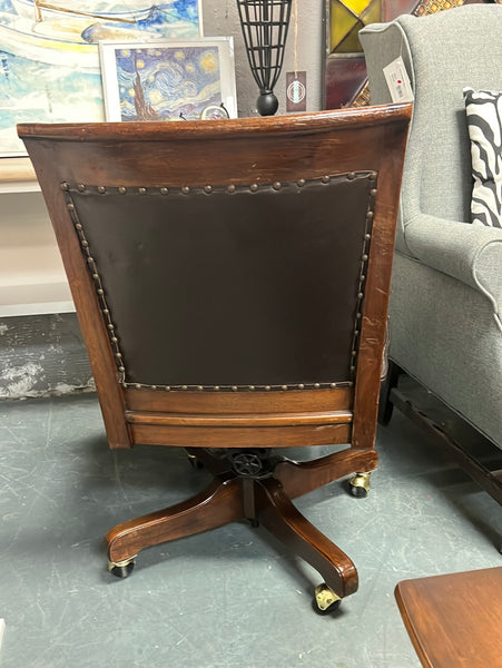 MC Vintage Desk Chair 140928.