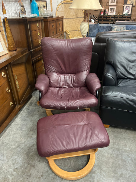 Red Chair + Ottoman 162357.