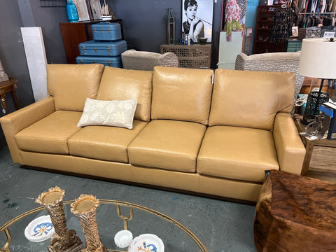 Kravits Camel Leather Sofa 165163.