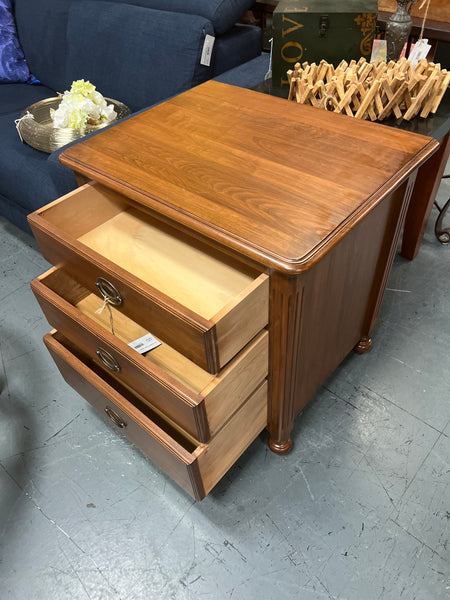 Solid Wood Nightstand 151222.