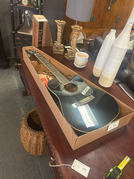 Jasmine Takamine Guitar 165982.