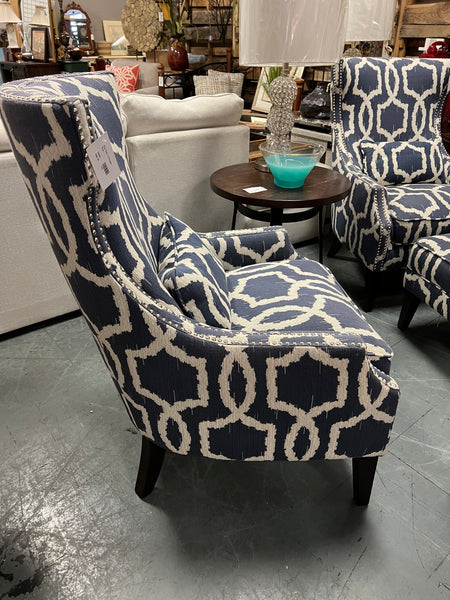 Blue Chair & Ottoman (2*) 148452.