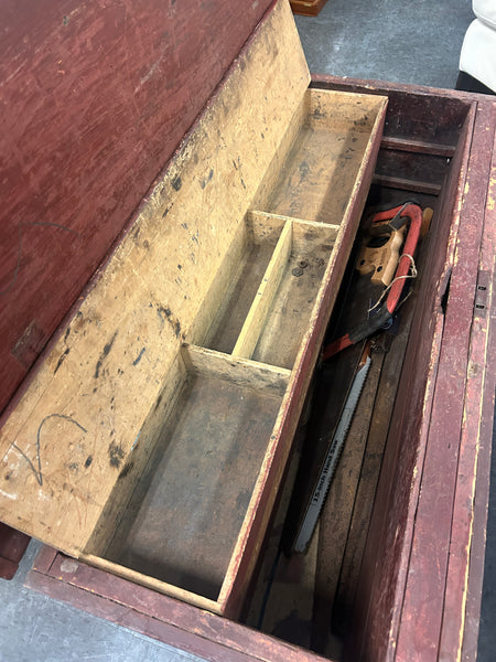 Antique Trunk 176870.