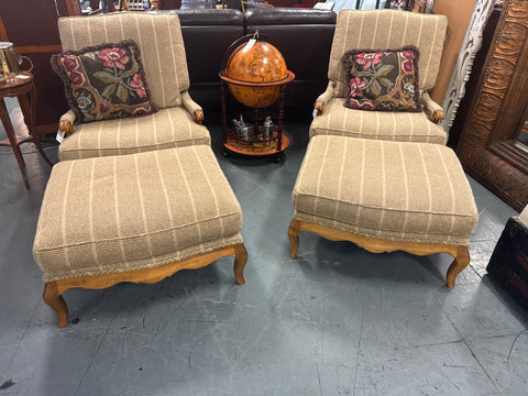 Oversized Chair w/ Ottoman 160611.
