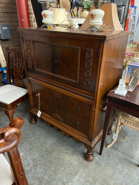 Art Deco Chest of Drawers 156265.