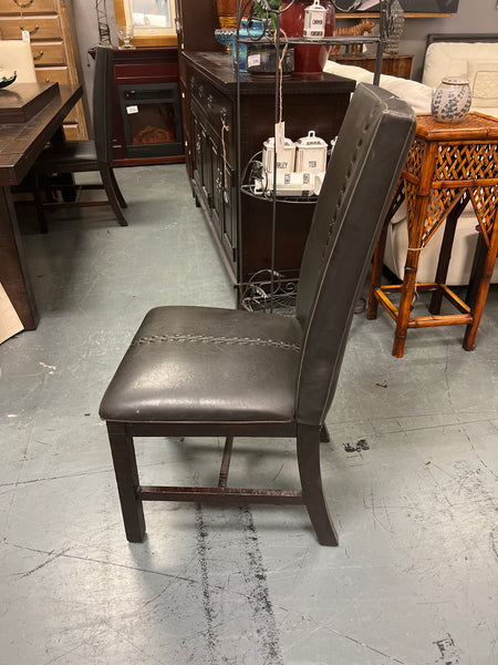 Set of 4 Leather Dining Chairs 152991.