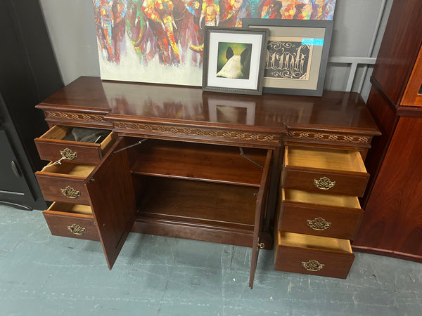 Cherry Wood Buffet Pennsylvania House | 164751