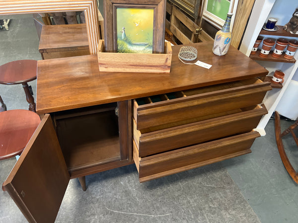 Mid Century Basset Buffet 167025.