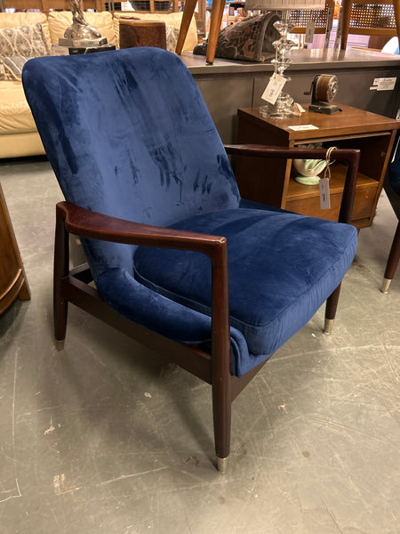 Blue Velvet Lounge Chair (2available) 165298.