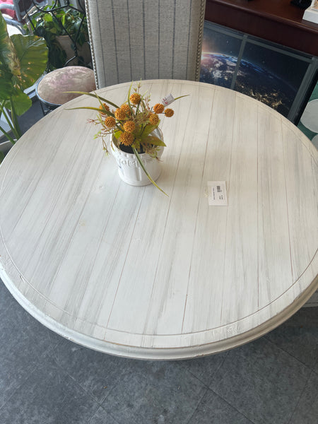 White Pedestal Table 166319.