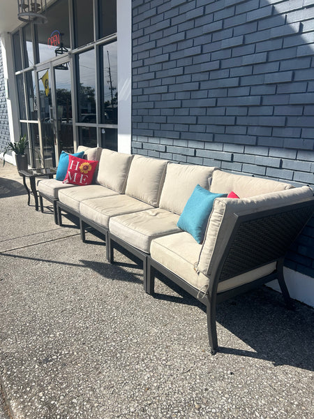 Patio Sectional w/2 Side Table 169084.