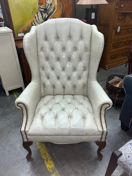 Cream Tufted Wingback 149712.