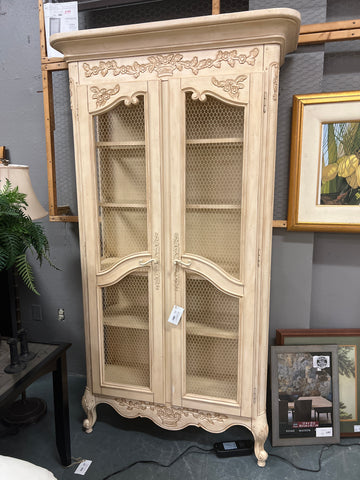 Off white cabinet French 153148.