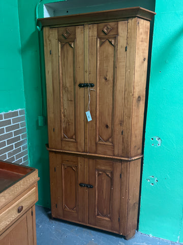 Antique Pine Corner Cabinet 164566.