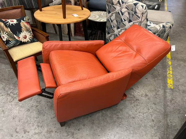 Rust Recliner 156023.