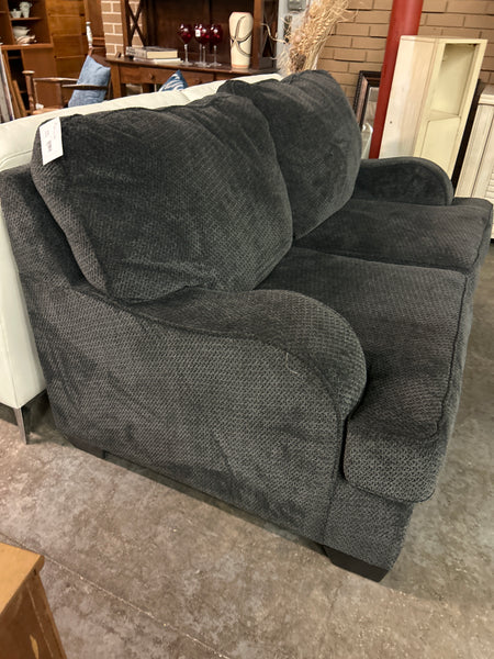 Grey Love Seat 166855.