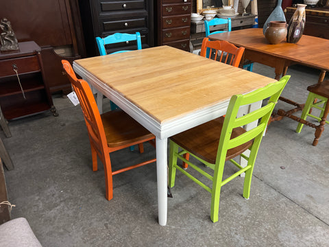 Farm style Pine Dining Table 152075.