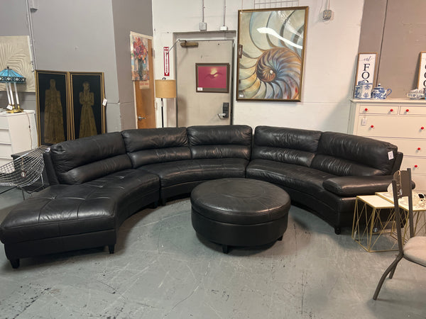 Black Curved Leather Sectional with Ottoman 168361.