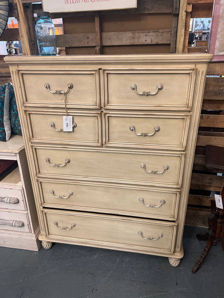 Cream Chest of Drawers 161564.