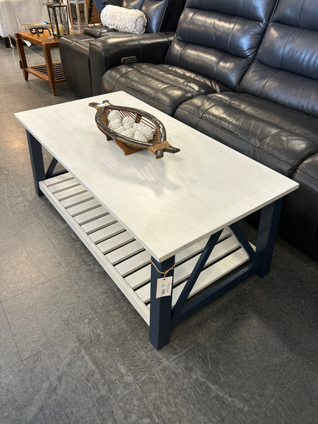 White Top Coffee Table 177966.