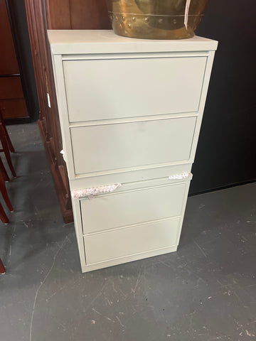 Midcentury Painted Nightstands 162708.