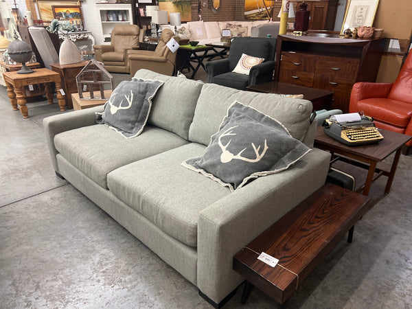 Light Grey Modern Sofa 156336.