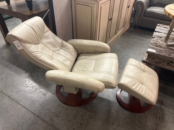 White Leather Stressless Chair 169739.