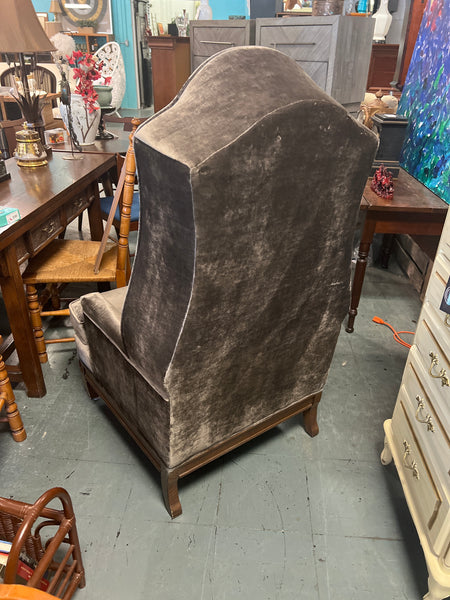 The King Grey Velvet Chair 167540.