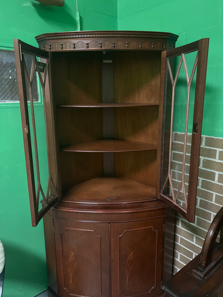 Antique Corner Glass Door Cabinet *crack in glass* 164568.