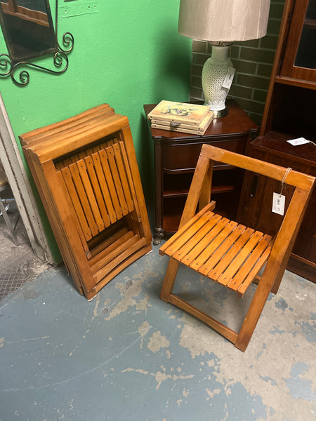 Wooden Folding Chairs 157809.