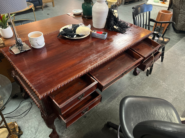 Claw Foot Executive Desk 165558.