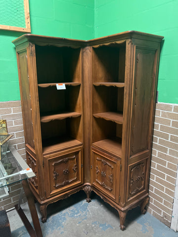 Antique French Corner Cabinet 164564.