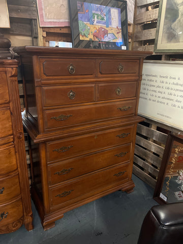 Bassett Wood Chest of Drawers 166185.