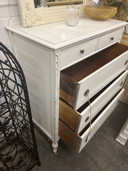 White Antique Chest of Drawers 155278.