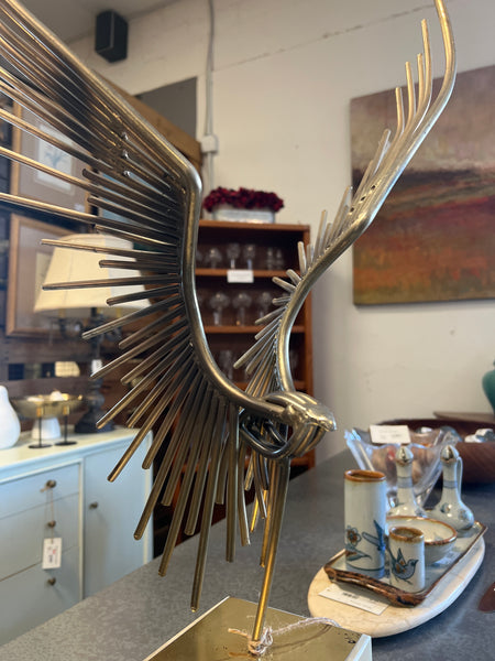 J. Jere Bird Sculpture On Onyx Base 164612.