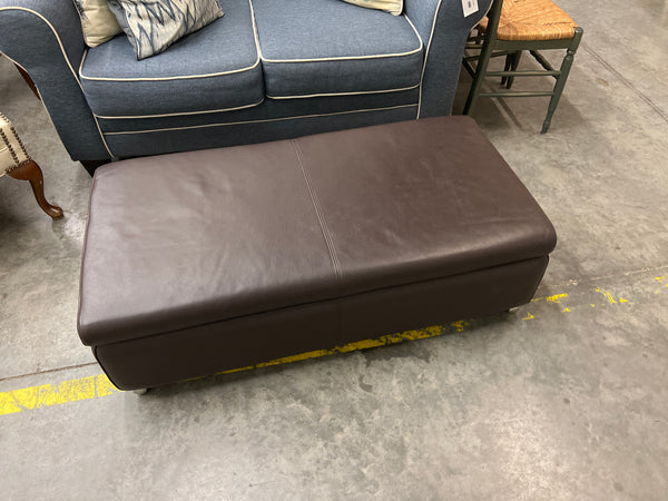 Brown Ottoman w storage 150633.