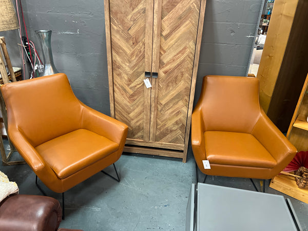 Modern Camel Arm Chair 169740. (2 available)