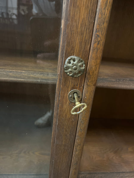 Antique Glass Door Cabinet - Broken Glass 164027.