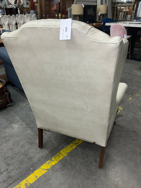 Cream Tufted Wingback 149712.