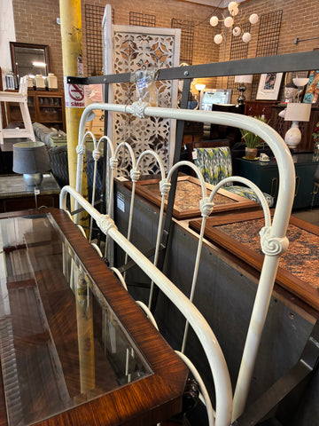 Off White Wrought Iron Bed 168587.