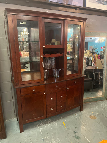 Dark Wood Hutch/China Cabinet w/ Lights 158477.