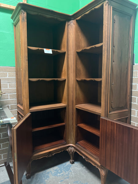Antique French Corner Cabinet 164564.