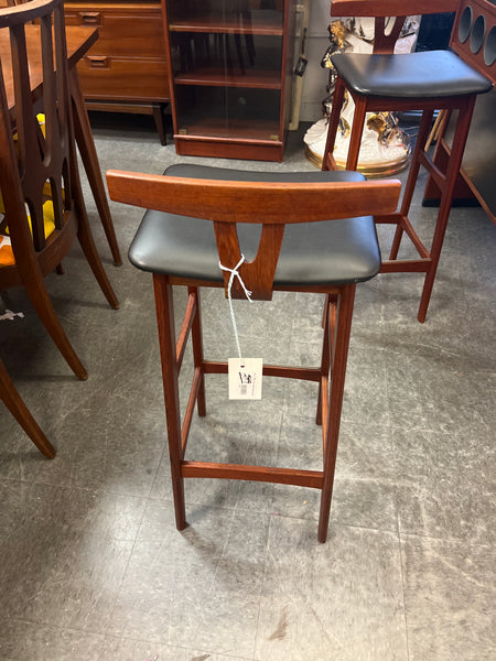 Pair MCM Dyrlund Barstools 155757.