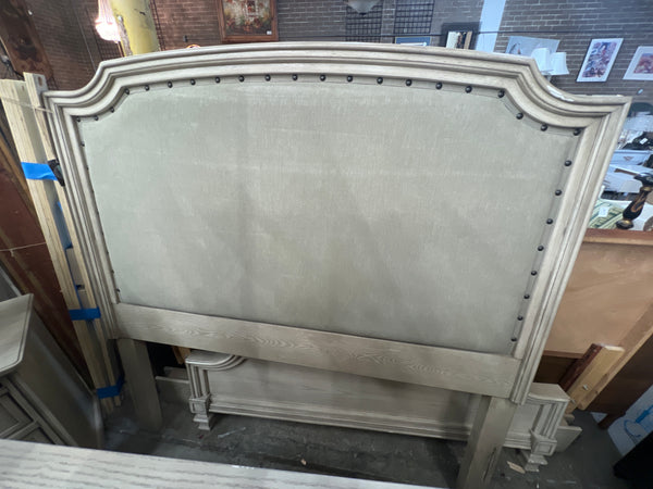 Queen Grey Bed Head/ Footboard 151110.