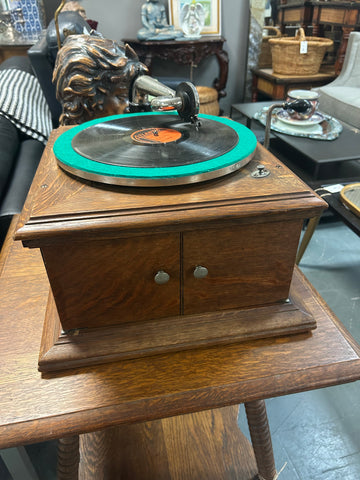 Antique Victrola Record Player 170635.