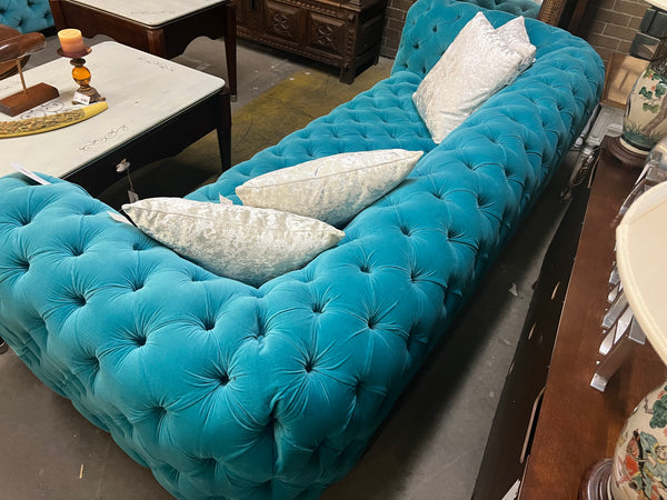 Teal Velvet Chesterfield Sofa 153522. (2 available*)