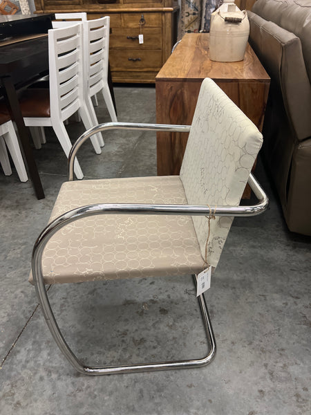 Knoll Style Chair (2 available) 164605.
