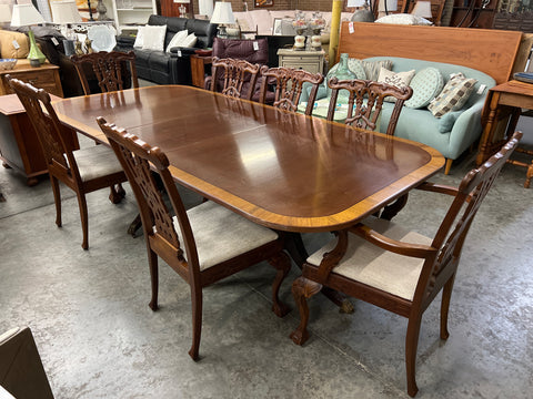 Chippendale Set of 8 Carved Mahogany 154213.