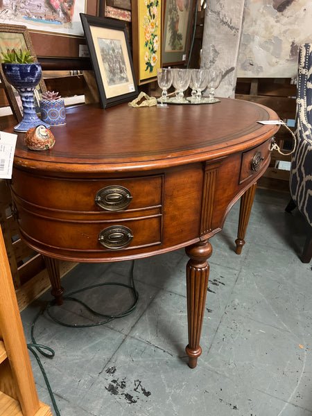 Oval Leather Top Desk by Thomasville 153982.